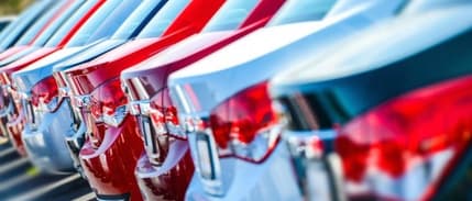 İngiltere'de yeni otomobil satışları son 24 yılın en düşük seviyesini gördü