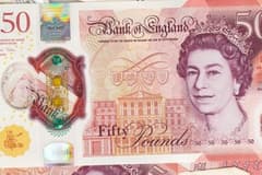 İngiltere ekonomisi beklenenden hızlı büyüdü