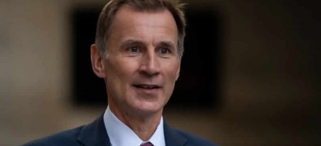 İngiltere Maliye Bakanı Hunt, enflasyonda düşüş görmek için zaman istedi