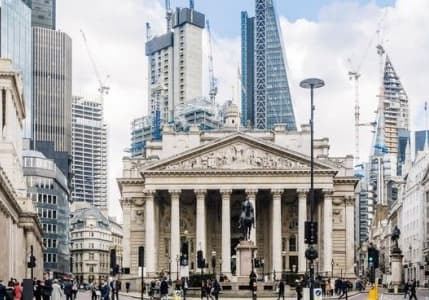 İngiltere Merkez Bankası faizi değiştirmedi