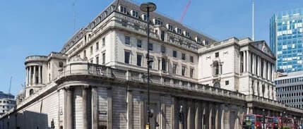 İngiltere Merkez Bankası politika faizini sabit tuttu