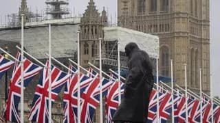 İngiltere özel sektör istihdamında sert düşüş