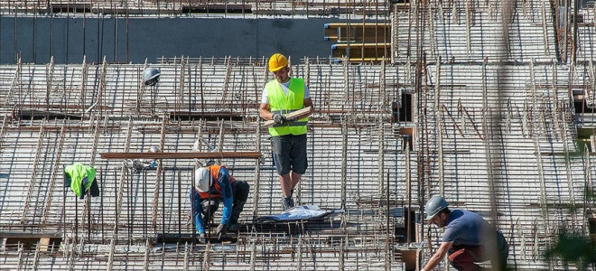 İnşaat sektöründe çalışan sayısı ilk kez 2 milyonu aştı
