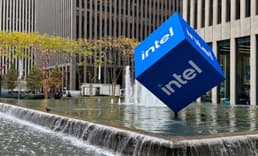 Intel'de 17 yıllık devir teslim: Frank Yeary görevinden ayrılıyor