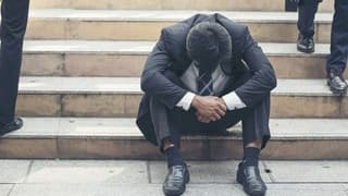 İPA araştırması: Her iki kişiden biri iş bulacağına inanmıyor