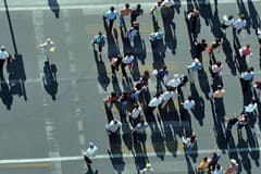 İPA: Gençlerin yarısından fazlası hiçbir mesleğin garanti olmadığını düşünüyor