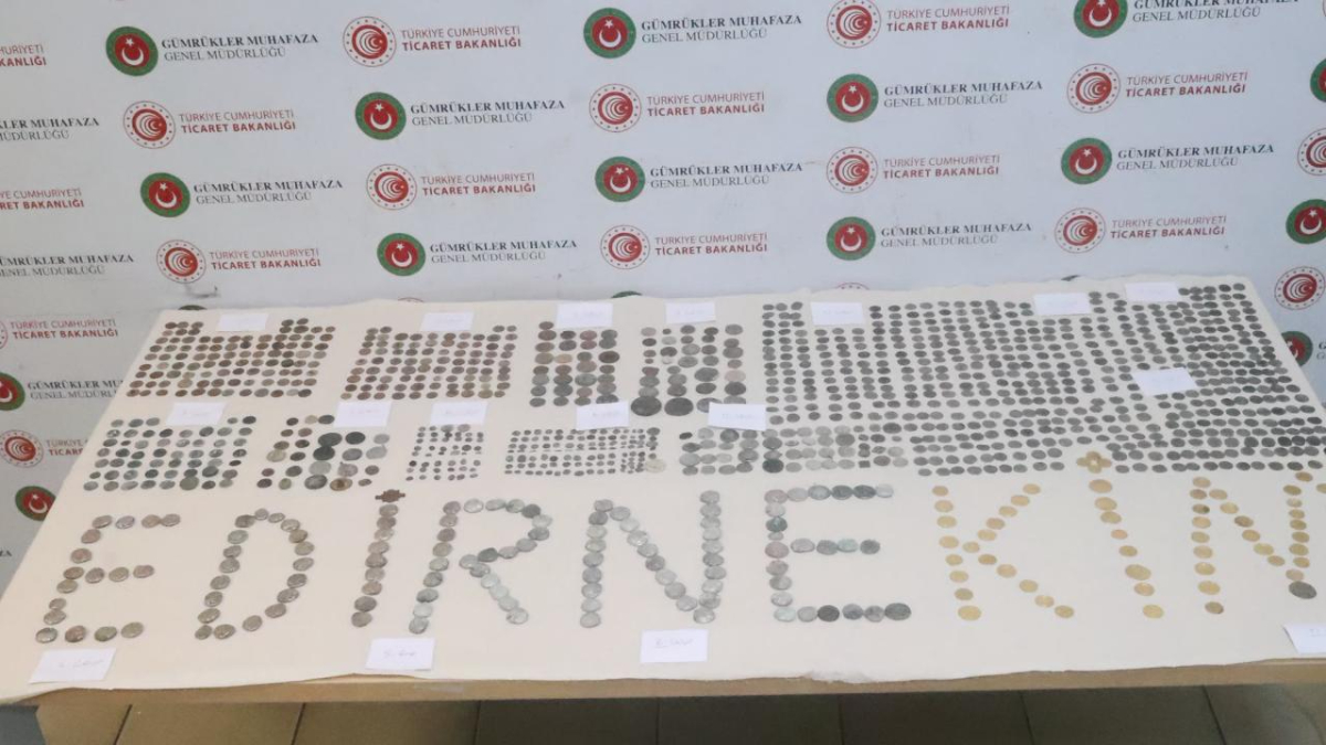 İpsala ve Kapıkule'de 7 bin 160 parça tarihi eser ele geçirildi