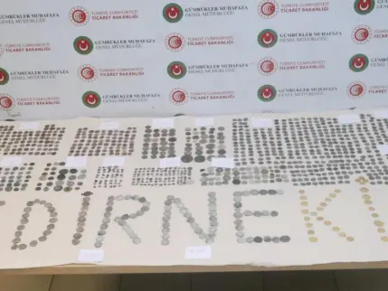 İpsala ve Kapıkule'de 7 bin 160 parça tarihi eser ele geçirildi