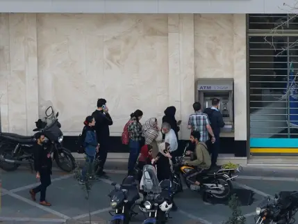 İran bankalarına siber saldırı: Kart ve mobil işlemler durdu