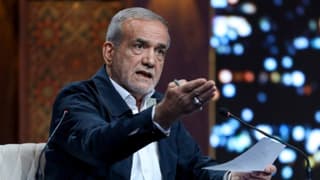 İran Cumhurbaşkanı Pezeşkiyan komşu ülkelerden özür diledi