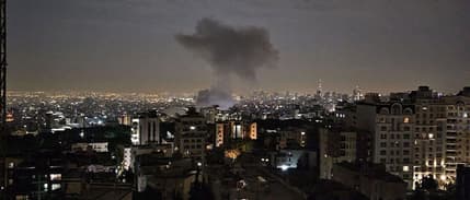 İran Devrim Muhafızları Amazon'un Bahreyn merkezini hedef aldı