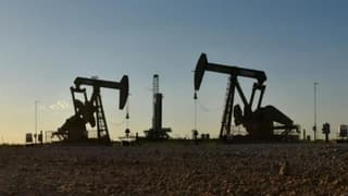 İran enerji tesislerine yönelik saldırı petrolde tansiyonu yükseltti