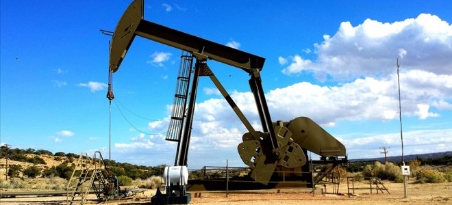 İran'ın günlük petrol üretimi 3,5 milyon varili aştı