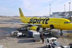 İran savaşı ve artan yakıt maliyetleri Spirit Airlines'ı iflasa sürükledi