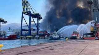 İskenderun Limanı'ndaki yangın kontrol altına alındı