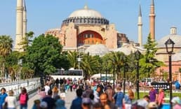 İstanbul'a gelen turist sayısında yeni rekor