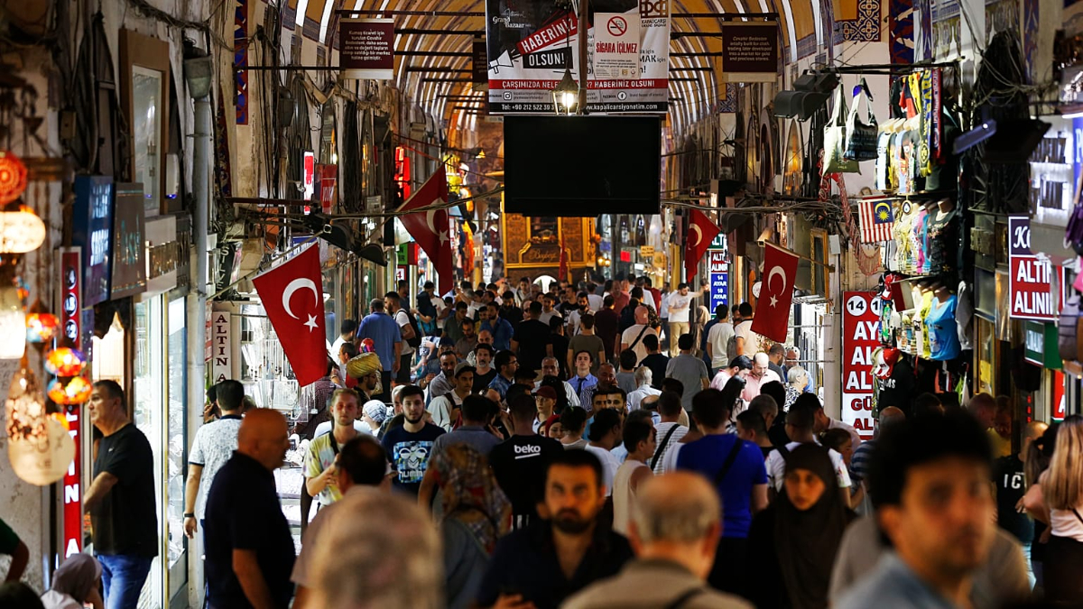 İstanbul'da forex dolandırıcılığı operasyonu: 54 gözaltı