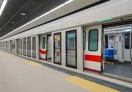 İstanbul'da metro yangını: Yenikapı istasyonu geçici olarak kapatıldı