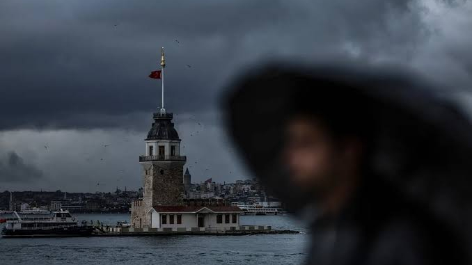 İstanbul'da okullar yarın da tatil edildi