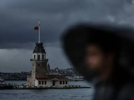 İstanbul'da okullar yarın da tatil edildi