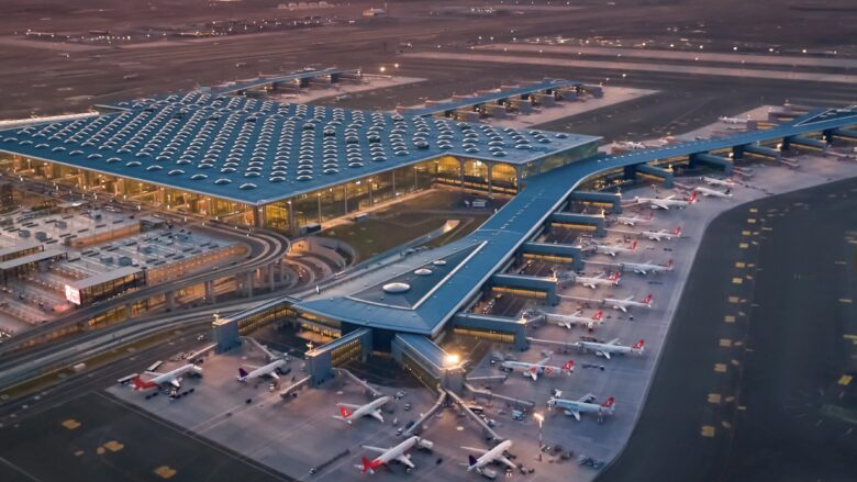 İstanbul Havalimanı 289 bin 260 yolcuyla tüm zamanların rekoruna ulaştı