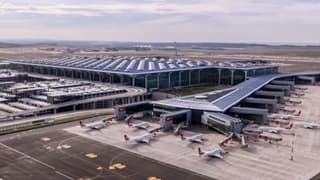 İstanbul Havalimanı'ndan üçlü pist uygulamasıyla bir saatte 81 uçak havalandı