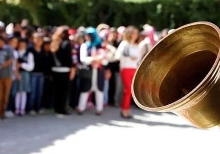 İstanbul'un 34 ilçesinde okullarda ders süresi değiştirildi