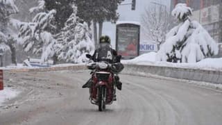 İstanbul Valiliği duyurdu: Ağır taşıtların ve kuryelerin trafiğe çıkışı yasaklandı