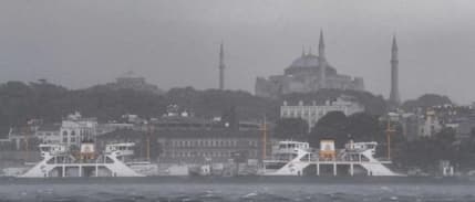 İstanbul Valiliği'nden kuvvetli rüzgar uyarısı