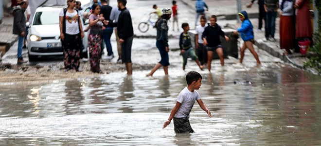 İstanbul Valiliği’nden sel ve su baskını uyarısı