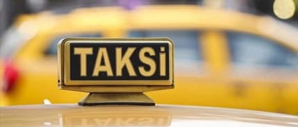 İstanbul'da taksilerin zamlı tarifelere geçişi başladı
