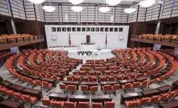 İstifalar sonrası Meclis'te sandalye dağılımı değişti: CHP artık 5. parti