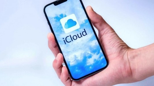 İtalya'dan Apple'ın 
