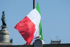 İtalya'dan enerji piyasalarına 10 milyon varillik destek