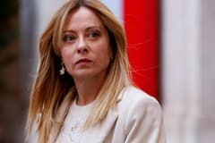 İtalya, İsrail ile savunma anlaşmasının yenilenme işlemini askıya aldı