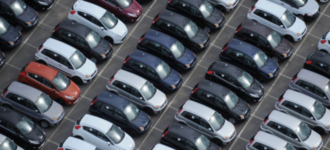 İthal otoya ek vergi yürürlüğe girdi: İşte etkilenecek otomobil modelleri