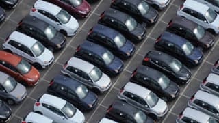 İthal otoya ek vergi yürürlüğe girdi: İşte etkilenecek otomobil modelleri