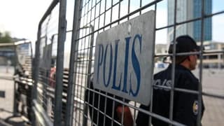 İzmir'de polis merkezine silahlı saldırı: 2 polisimiz şehit oldu