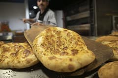 İzmir'de Ramazan pidesinin fiyatı belli oldu