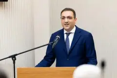 İzmir'de Seferihisar ve Balçova belediye başkanları gözaltına alındı