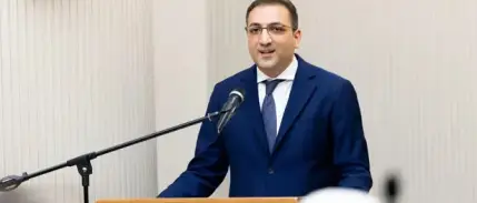 İzmir'de Seferihisar ve Balçova belediye başkanları gözaltına alındı