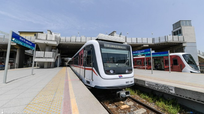 İzmir'de toplu taşıma ücretlerine zam geldi