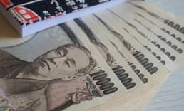 Japon yeni, müdahalelerin etkisiyle 7 iş günü sonra duruldu