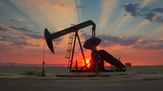 Japonya, ulusal rezervlerden piyasaya ilave petrol sürmeyi planlıyor