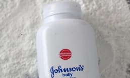 Johnson & Johnson, "bebek pudrası" soruşturmalarını çözmek için anlaşmaya vardı
