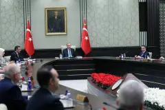 Kabine iki haftalık aranın ardından bugün toplanıyor