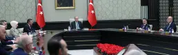 Kabine iki haftalık aranın ardından bugün toplanıyor