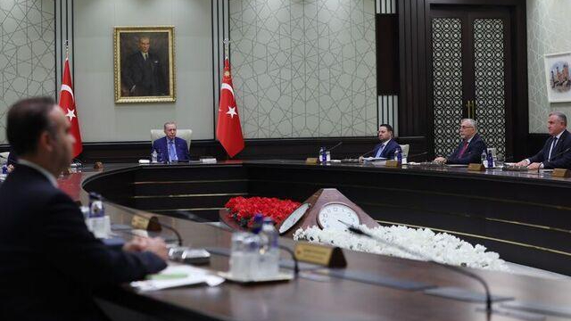 Kabine toplantısı başladı: İşte masadaki başlıklar