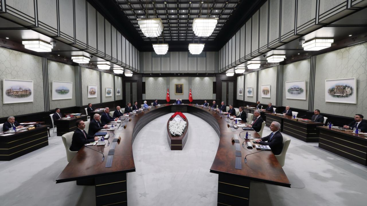 Kabine yoğun gündemle toplanıyor