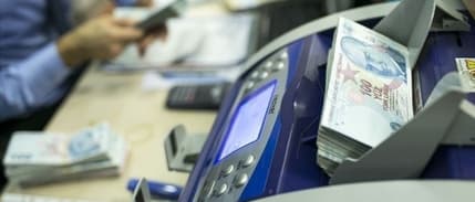 Kamu-Sen'den memura ek zam ve refah payı talebi